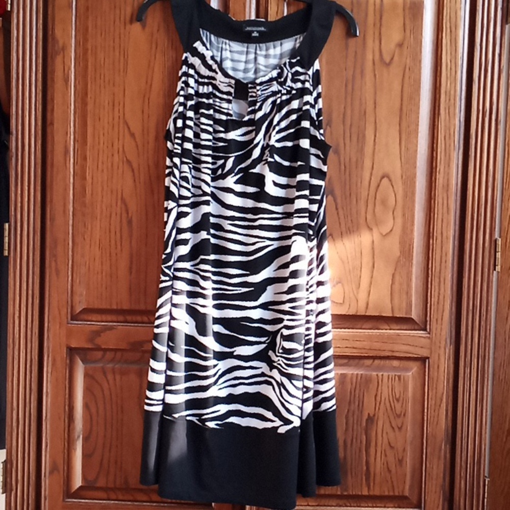 Notations sun dress black and white design XL